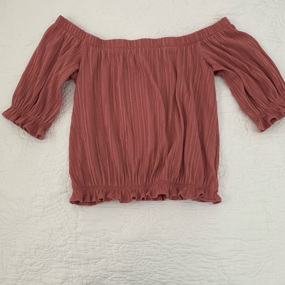 Express off the shoulder top, mauve, size small